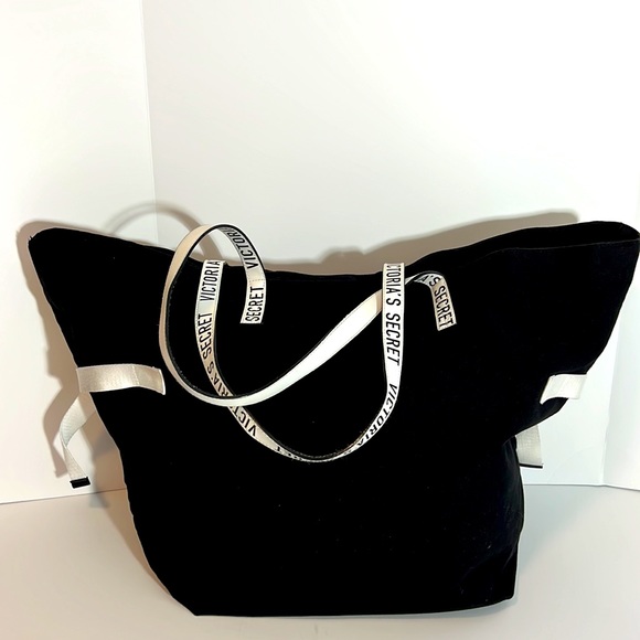 Victoria’s Secret | Black & White Tote. - Picture 9 of 9